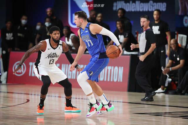 网球发展的 网球发展的