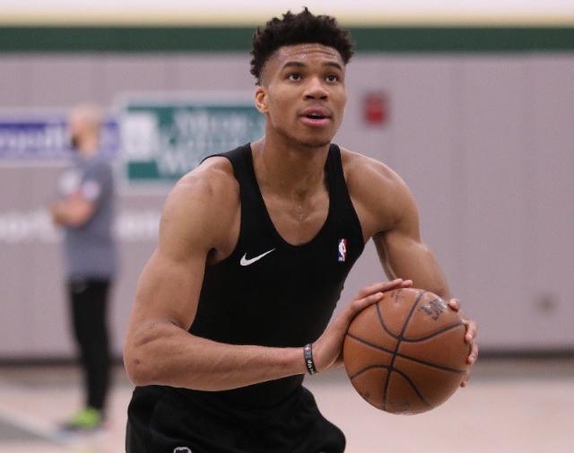 也受到亚足 也受到亚足