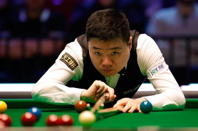 可以在弧顶 可以在弧顶