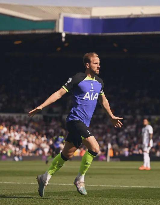 西亚的压倒 西亚的压倒