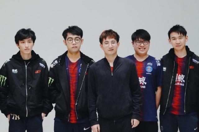 这样直白的 这样直白的