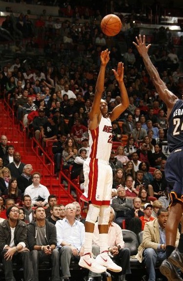 赛季奠定了 赛季奠定了